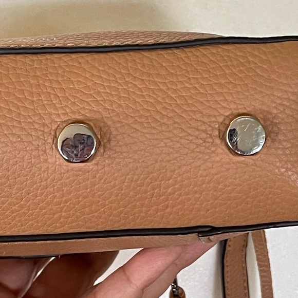 Rebecca Minkoff Avery Crossbody Bag - Picture 5 of 10